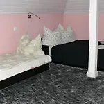 Bed & Breakfast Familia 304