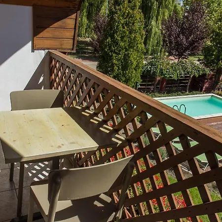 Familia 304 Bed & Breakfast